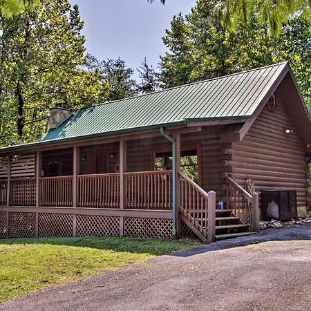 Charming Pigeon Forge Cabin With Private Hot Tub! Sevierville Zewnętrze zdjęcie